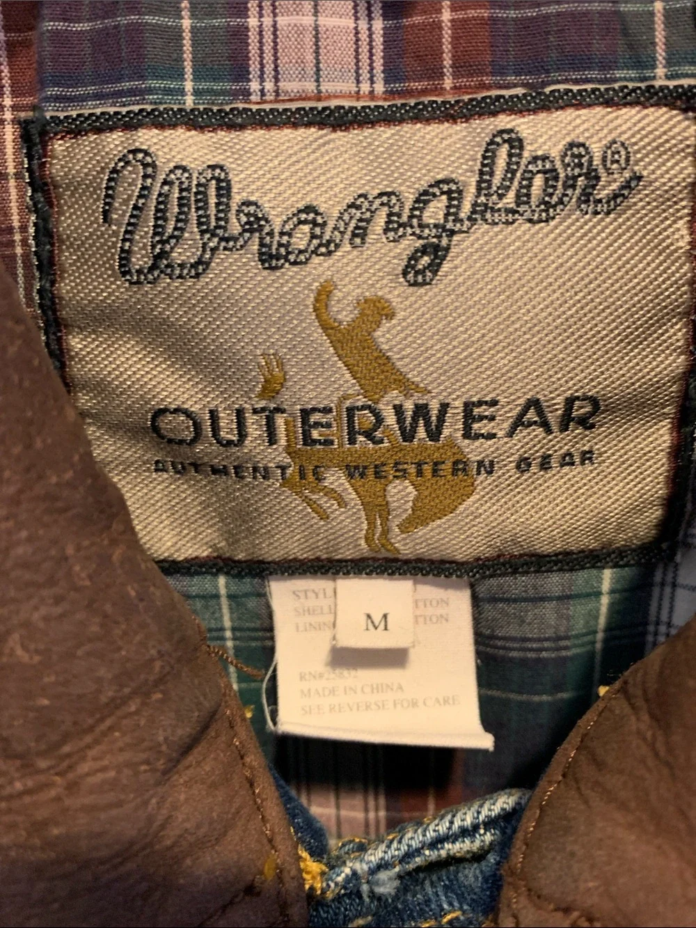 Wrangler Vintage  Blue Denim Vest with Brown Collar
